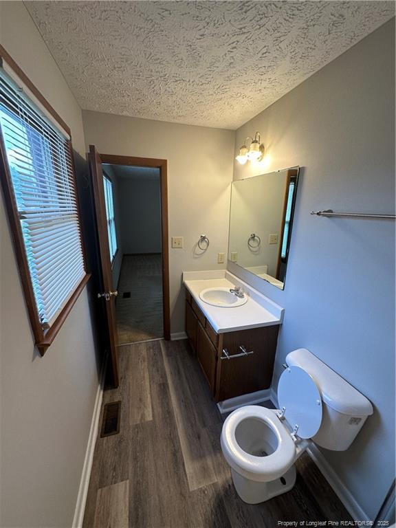 Building Photo - 8516 Amish Dr