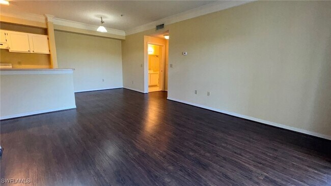Building Photo - 11490 Villa Grand