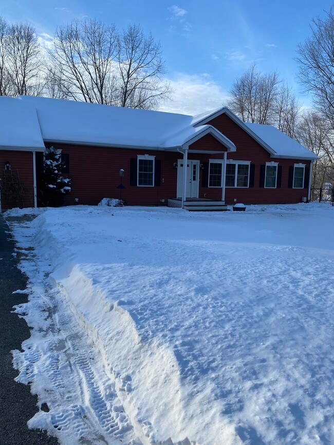 Building Photo - 3109 River Rd