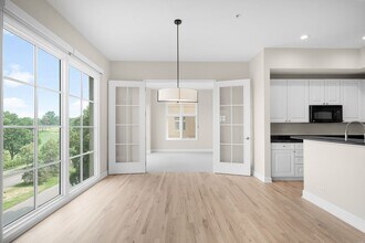 Building Photo - LUX 2BD, 2BA Condo with Views of Denver Co...