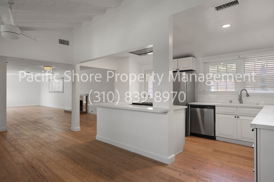 Building Photo - 2884 Dunleer Pl