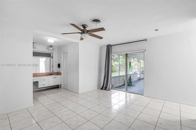 Building Photo - 781 NW 66th Ave