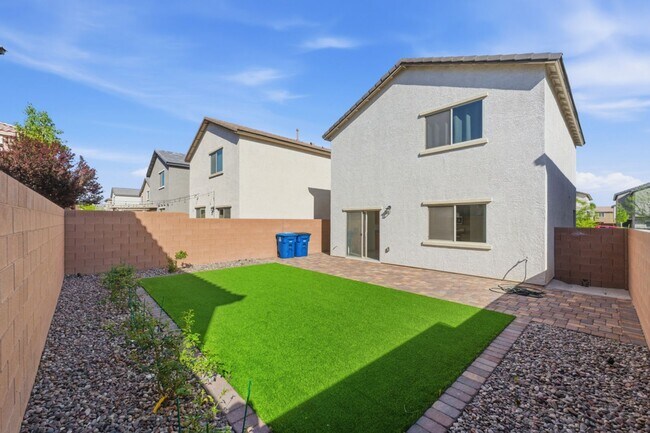 Building Photo - Three-Bedroom House For Rent!