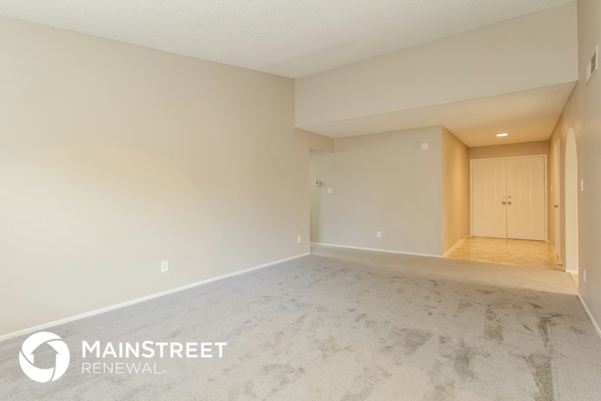 Building Photo - 2414 W Redfield Rd