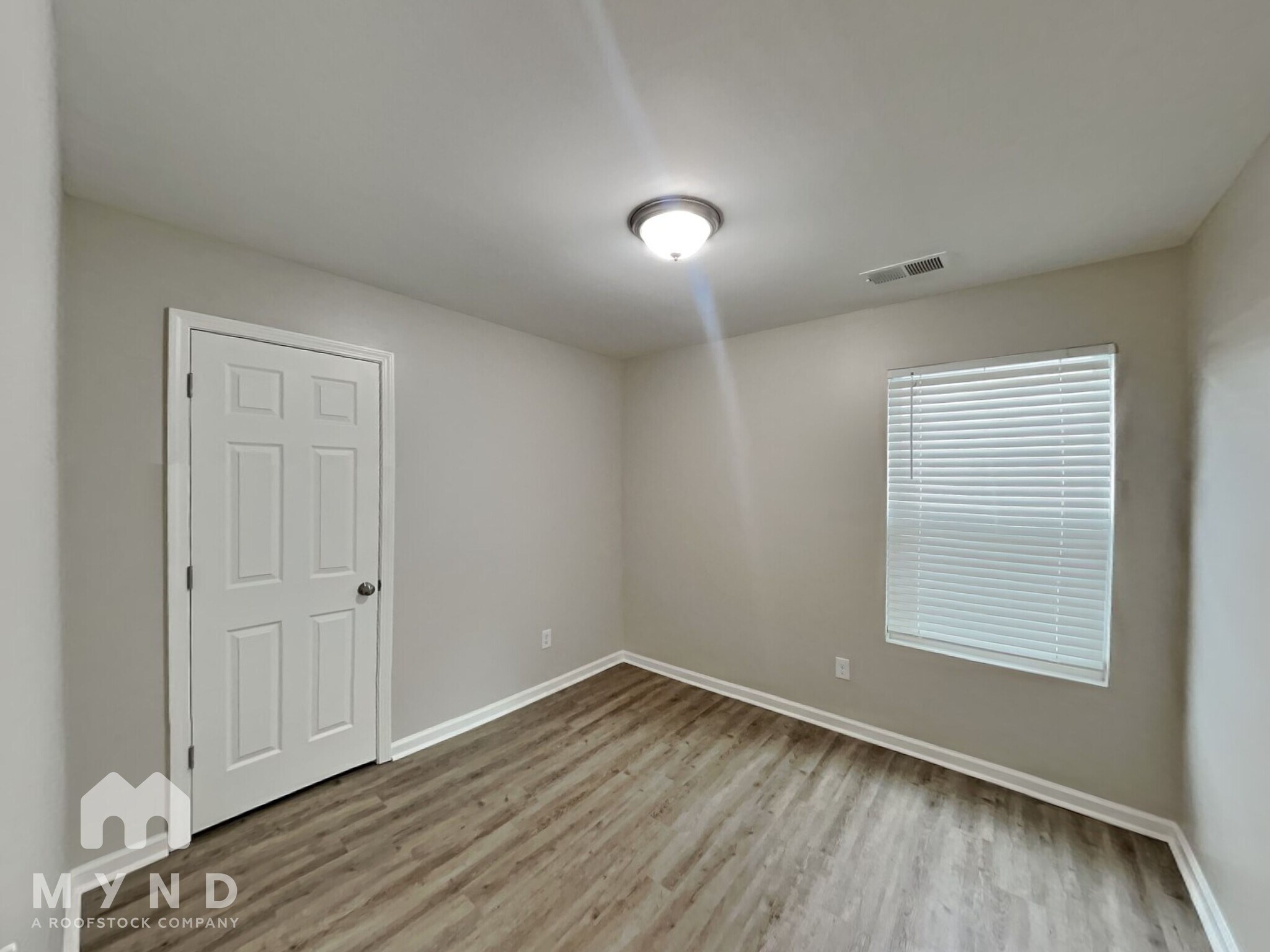 Building Photo - 117 Patriot Point Dr