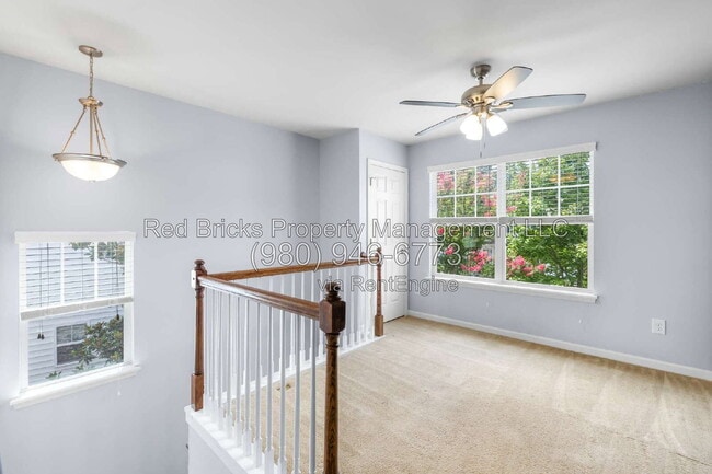 Building Photo - 14054 Singleleaf Lane