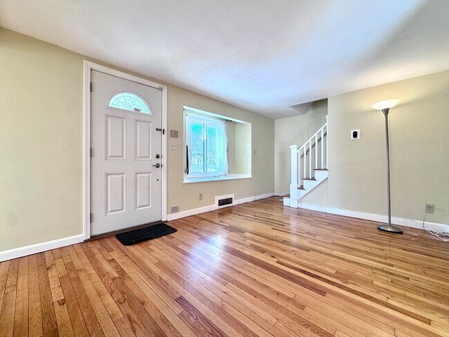 Building Photo - 10 Marrigan St