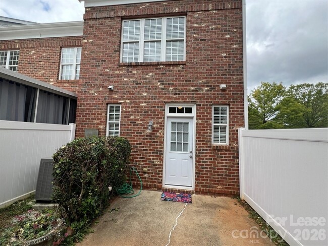 Building Photo - 9905 Ansonborough Square