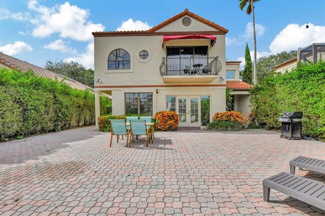 Building Photo - 23392 Mirabella Cir S