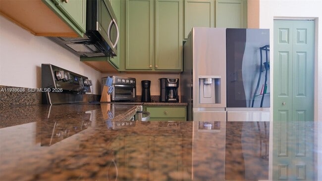 Building Photo - 104 Harbors Way