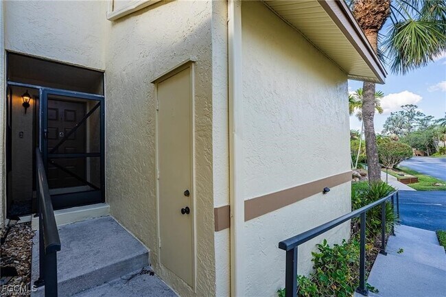 Building Photo - 15126 Parkside Dr
