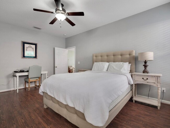 Building Photo - 2436 Rain Lily Way