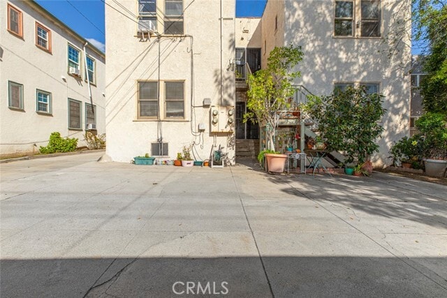 Building Photo - 1153 N Maryland Ave
