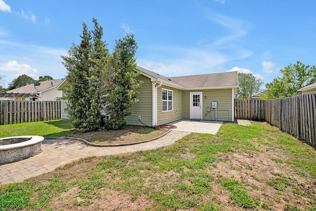 Building Photo - 1604 Royal Pine Ct