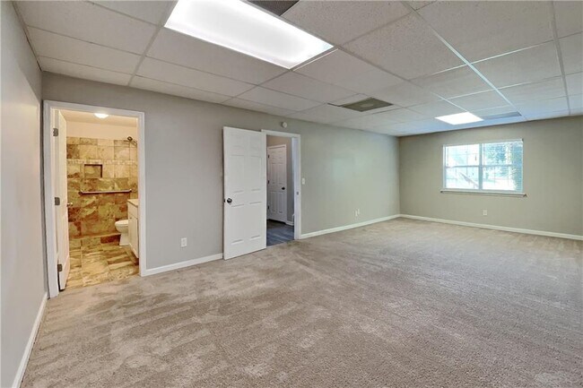 Building Photo - 4504 Rushing Wind Ct