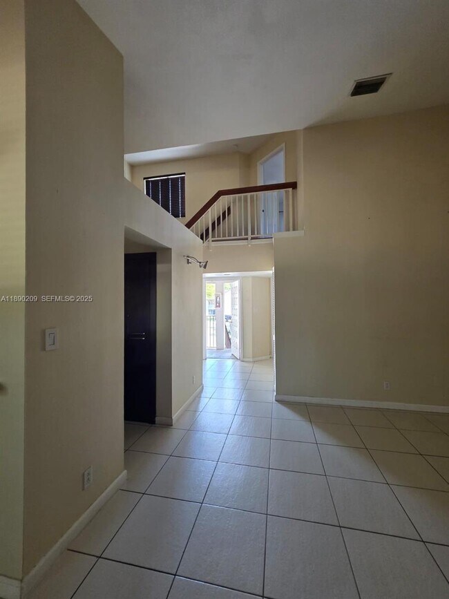 Building Photo - 9251 SW 138th Pl