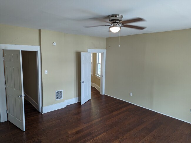 Building Photo - 52 Terrace St