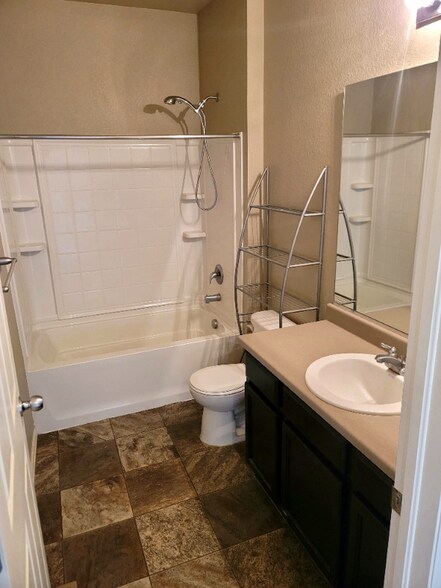 Building Photo - 3758 Torch Lily St