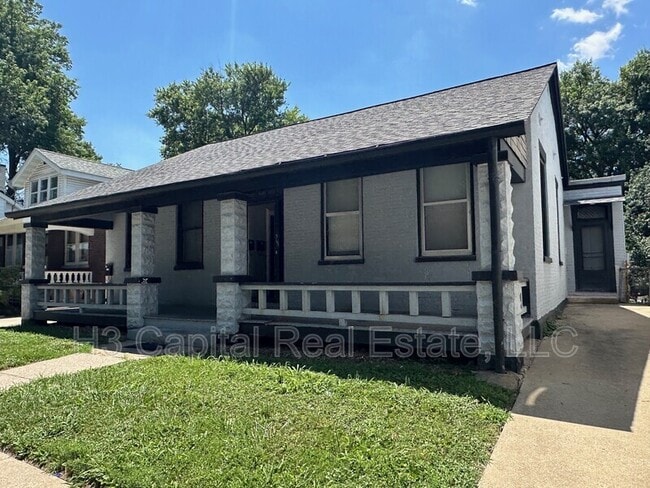 Primary Photo - 305 S Charles St