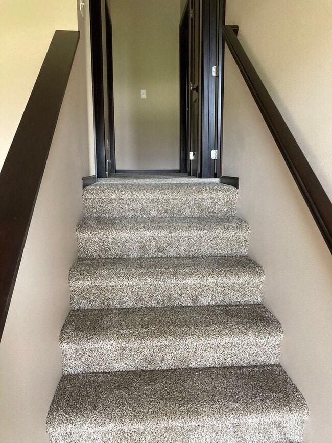 Building Photo - Prairie Bluff Condo