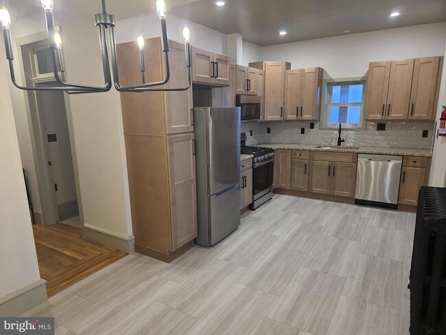 Building Photo - 434 S Fourth St