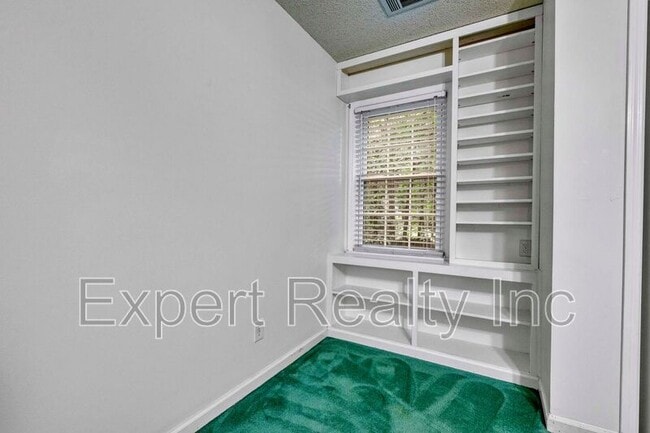 Building Photo - 5501 Heath Row Dr
