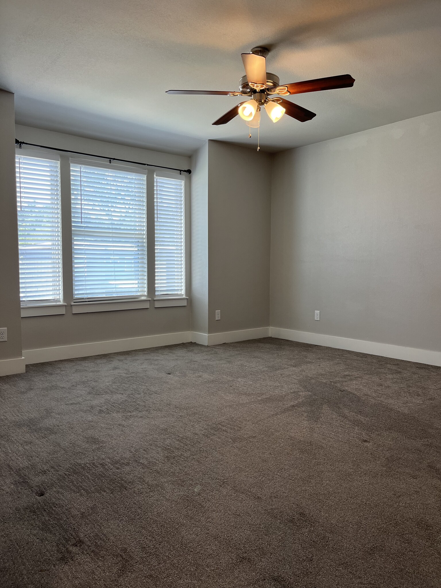 Master Bedroom - 10672 Brothers Ln