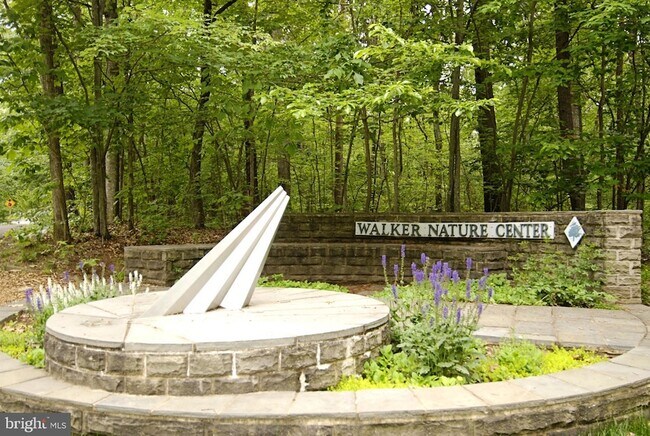 Building Photo - 11013 Barton Hill Ct