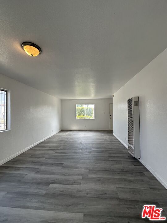 Building Photo - 1503 W 85th St
