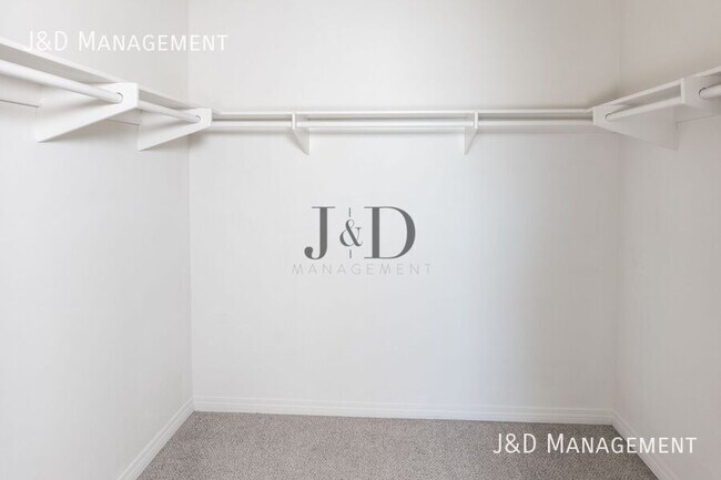 Building Photo - 8955 Valencia St