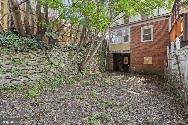 Building Photo - 4330 Fleming St