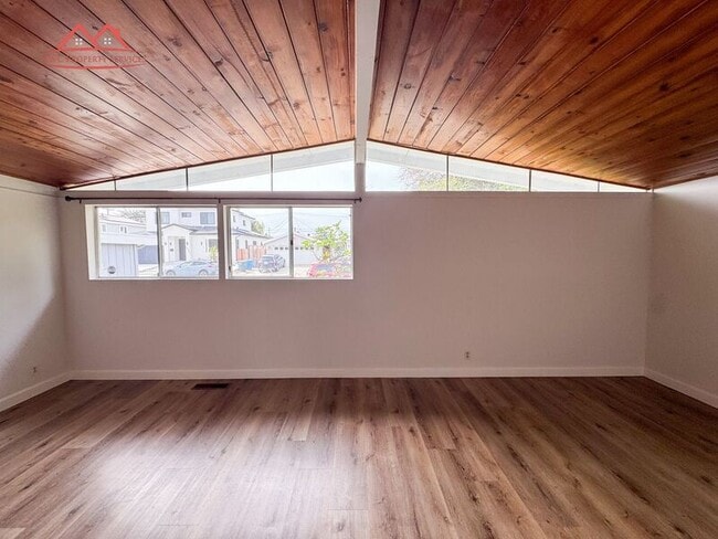 Building Photo - 18731 Hanna Dr