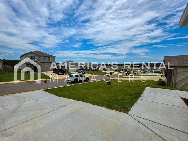 Building Photo - New Construction Home for Rent in Lincoln!