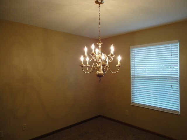 Building Photo - 4747 Circle Dr