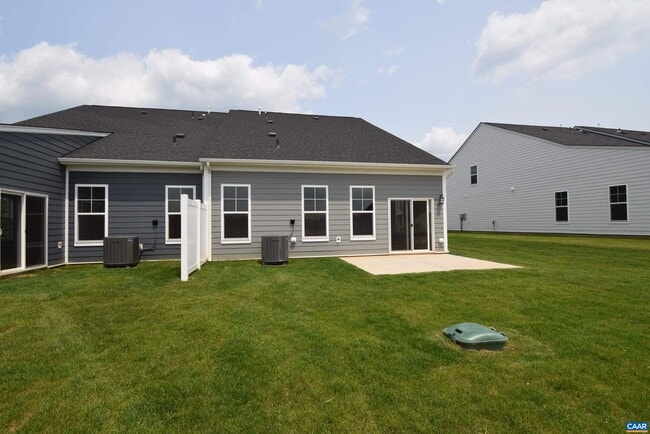 Building Photo - 129 Crabapple Ln