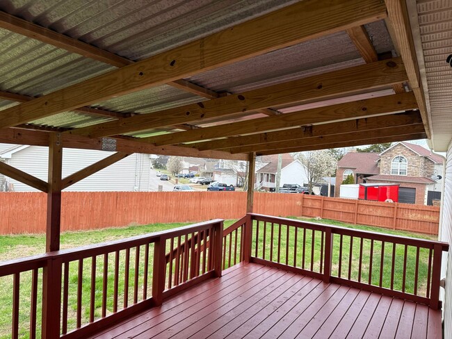 Building Photo - Large 3br 2ba with garage and privacy fence in Antioch, Tn