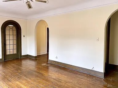 Building Photo - 3070 N Oakland Ave