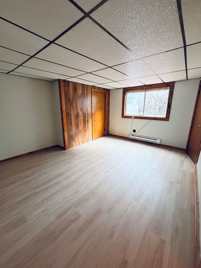 Building Photo - 21 Kosciusko Way