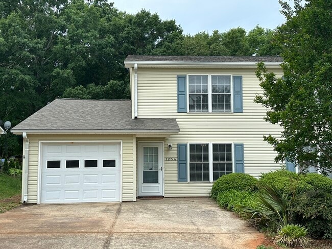 Building Photo - 125a Heatherbrook Ct