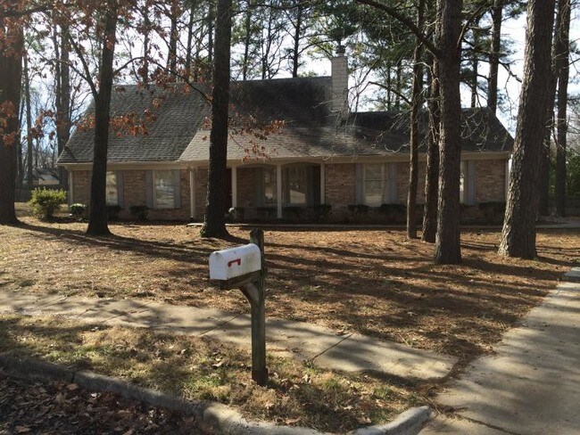 Building Photo - 15002 Glory Dr SE