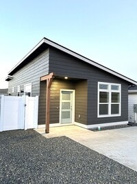 Building Photo - New Single Level 3BR Home in Southridge/Sun Ridge Community