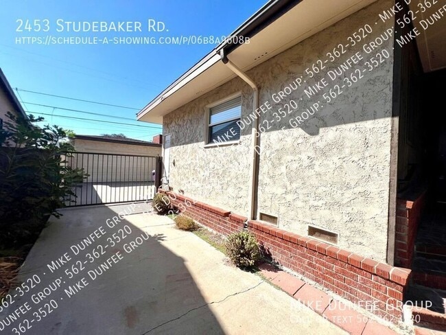 Building Photo - 2453 N Studebaker Rd