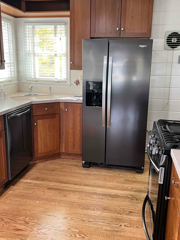 Building Photo - 2116 S 49th Ave