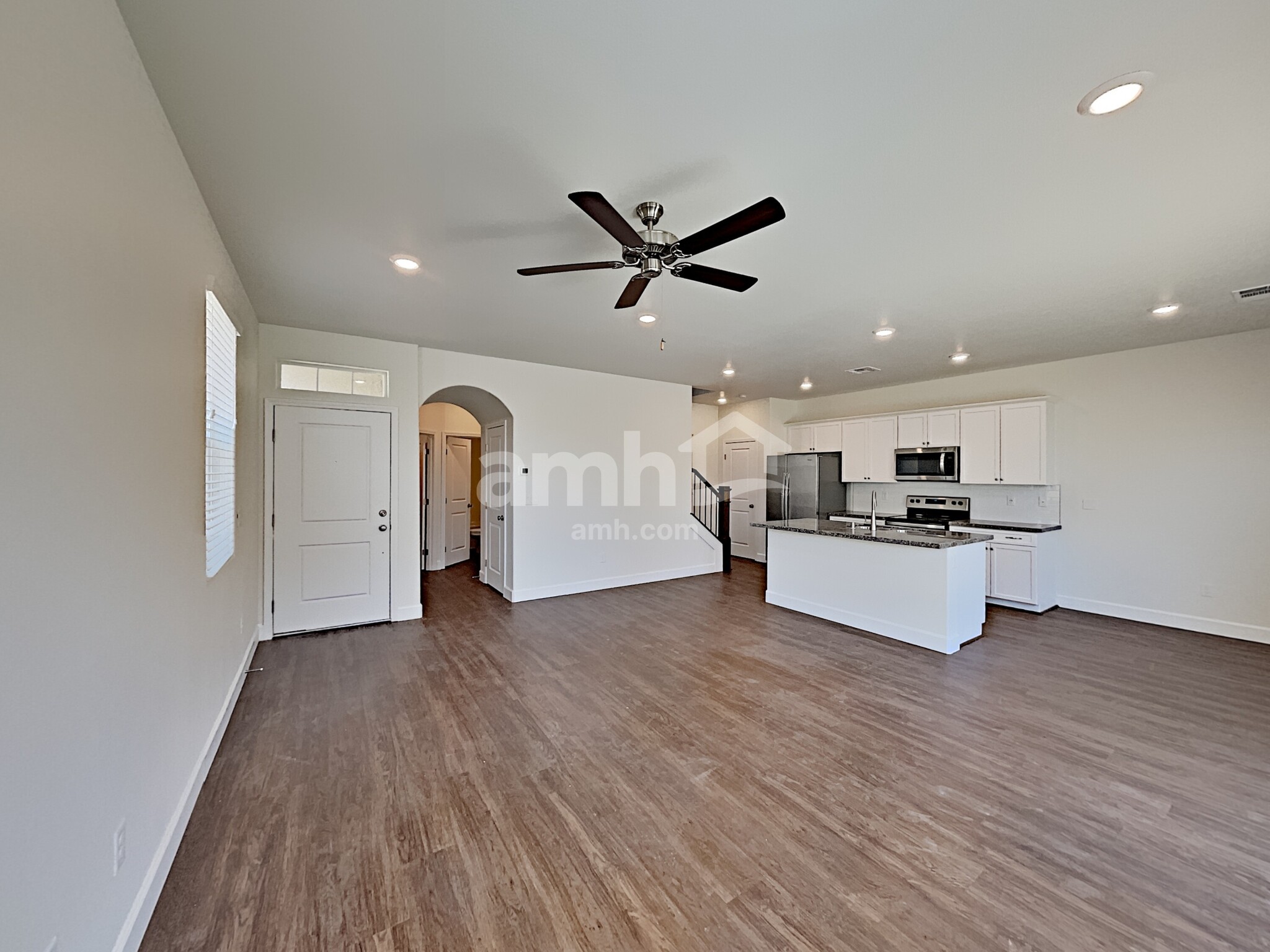 Building Photo - 1509 Garden Swing Ave