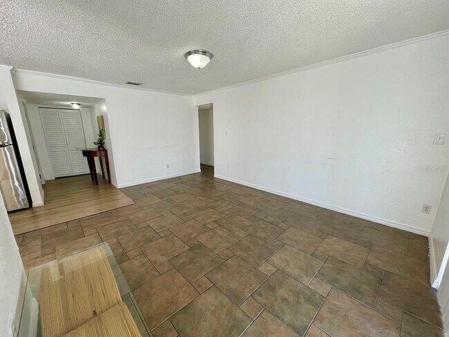 Building Photo - 2625 FL-590