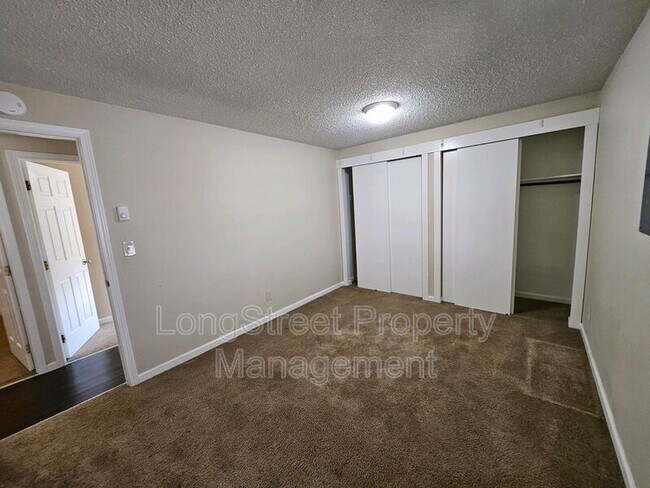 Building Photo - 14157 SW Allen Blvd