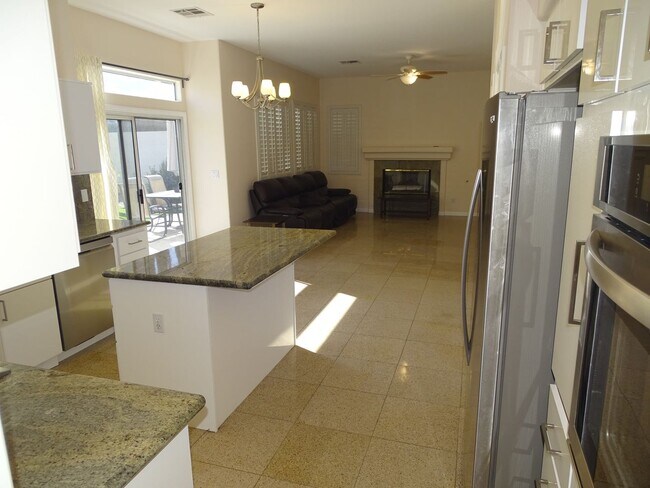 Building Photo - 5 BED Summerlin home w/ 1ST FLOOR BED AND 3/4 BATH