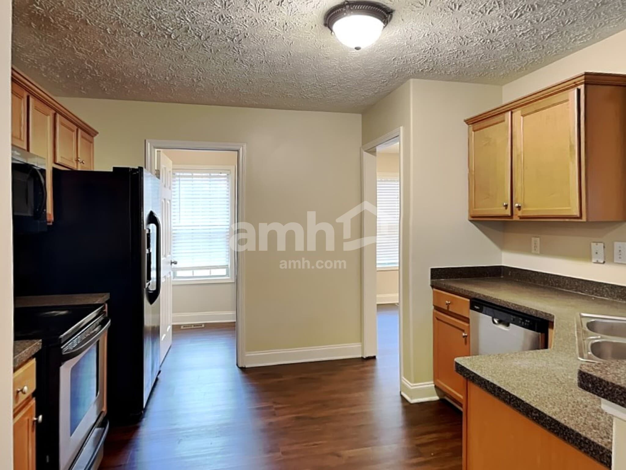 Building Photo - 3892 Refinement Way