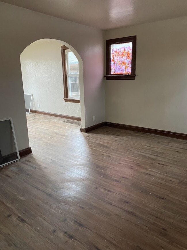 Building Photo - 4218 Edgewood Blvd