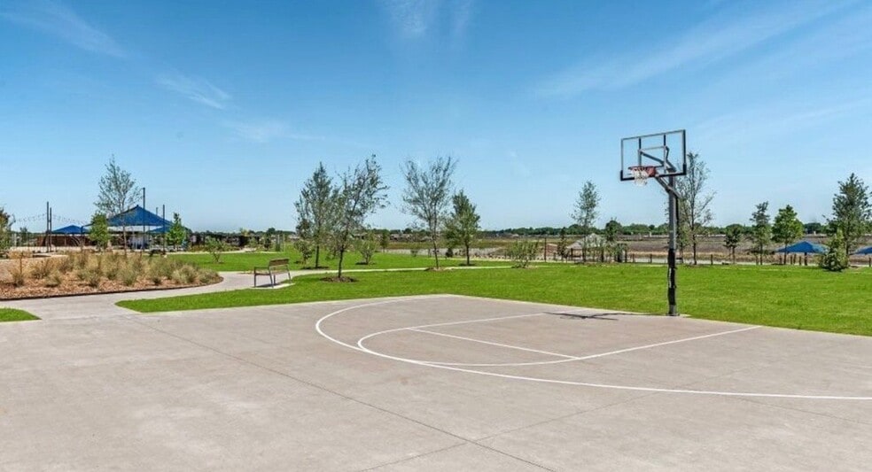 Building Photo - 501 Merriam Dr